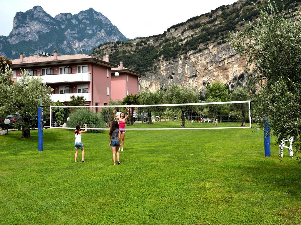 Park Hotel Eden Torbole Sul Garda Exterior photo