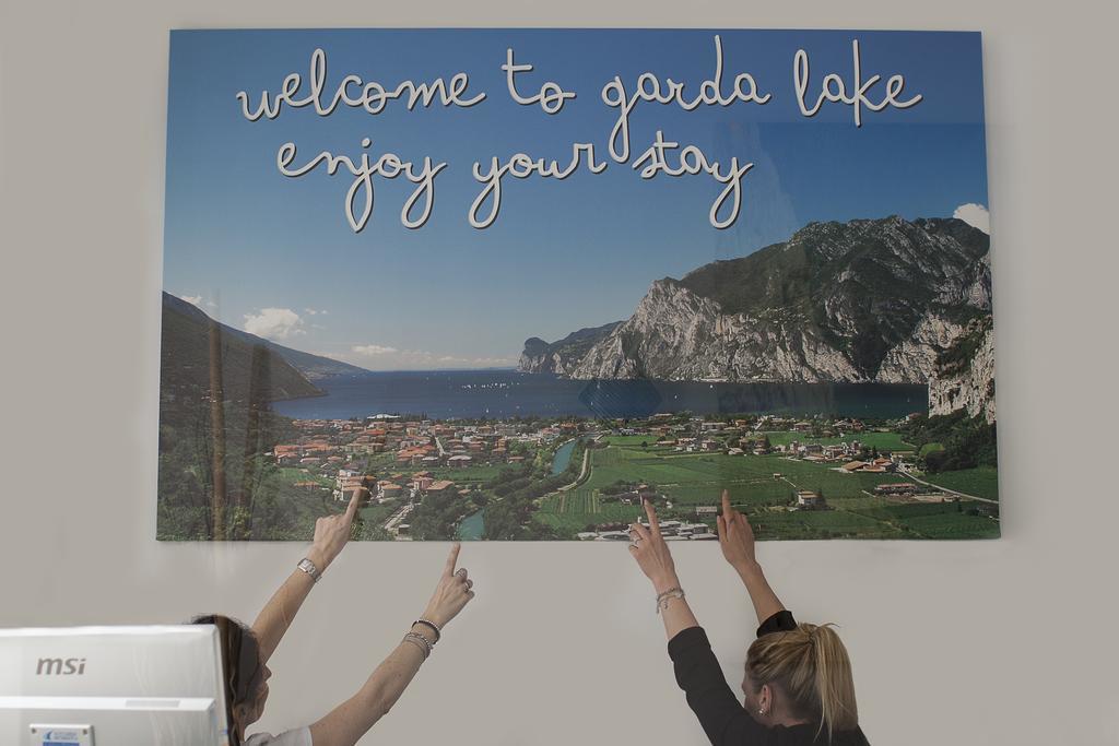 Park Hotel Eden Torbole Sul Garda Exterior photo